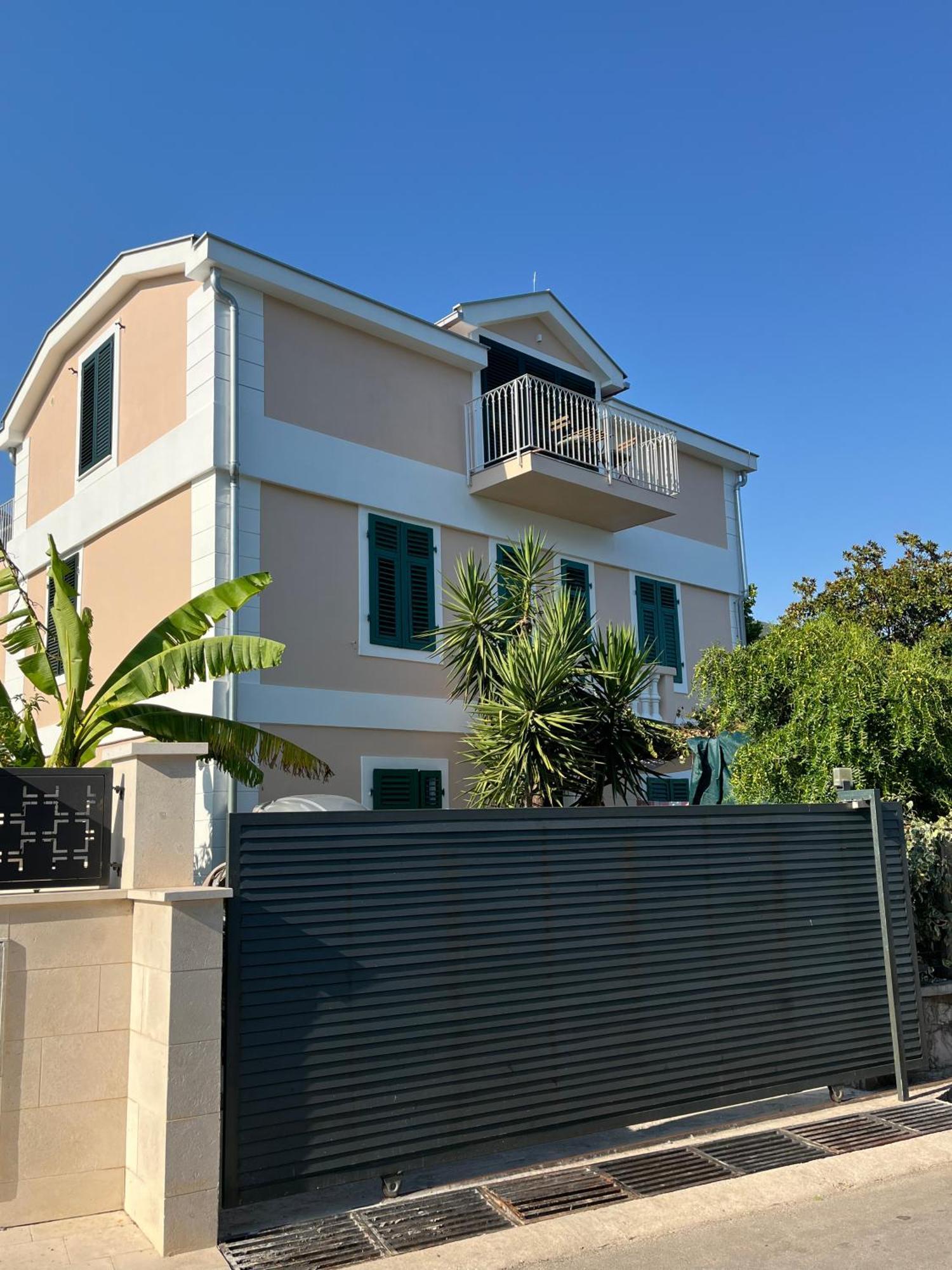 Apartment Dunja Herceg Novi Bagian luar foto
